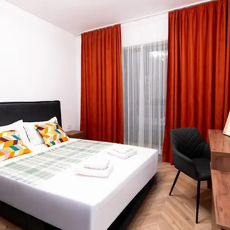 Soni Exclusive 342 Plaza With Private Parking & Self Check-in *