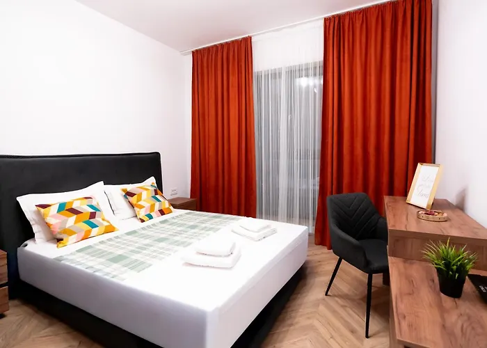 Soni Exclusive 342 Plaza With Private Parking & Self Check-in *