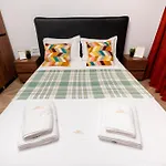 Soni Exclusive 342 Plaza With Private Parking & Self Check-in * Bukarest