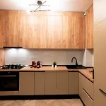 Soni Exclusive 342 Plaza With Private Parking & Self Check-in * ブカレスト