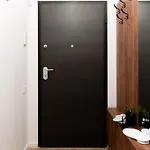 Soni Exclusive 342 Plaza With Private Parking & Self Check-in ブカレスト