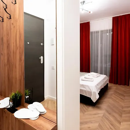 Soni Exclusive 342 Plaza With Private Parking & Self Check-in *