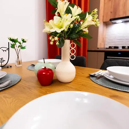 Soni Exclusive 342 Plaza With Private Parking & Self Check-in * Bükreş