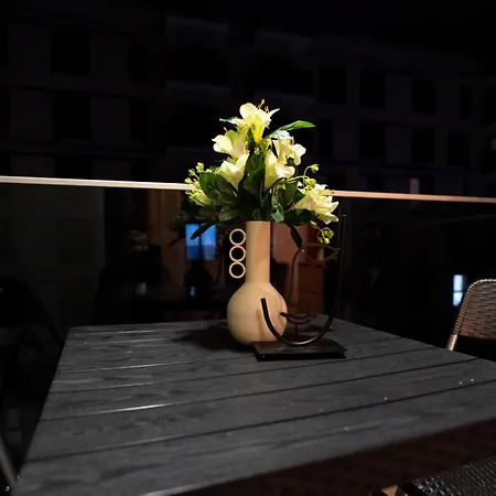 Soni Exclusive 342 Plaza With Private Parking & Self Check-in Lejlighed *