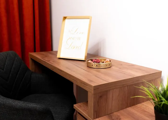 Soni Exclusive 342 Plaza With Private Parking & Self Check-in